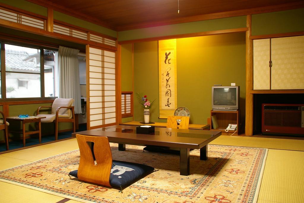 Charoku Honkan Miyazu Buitenkant foto